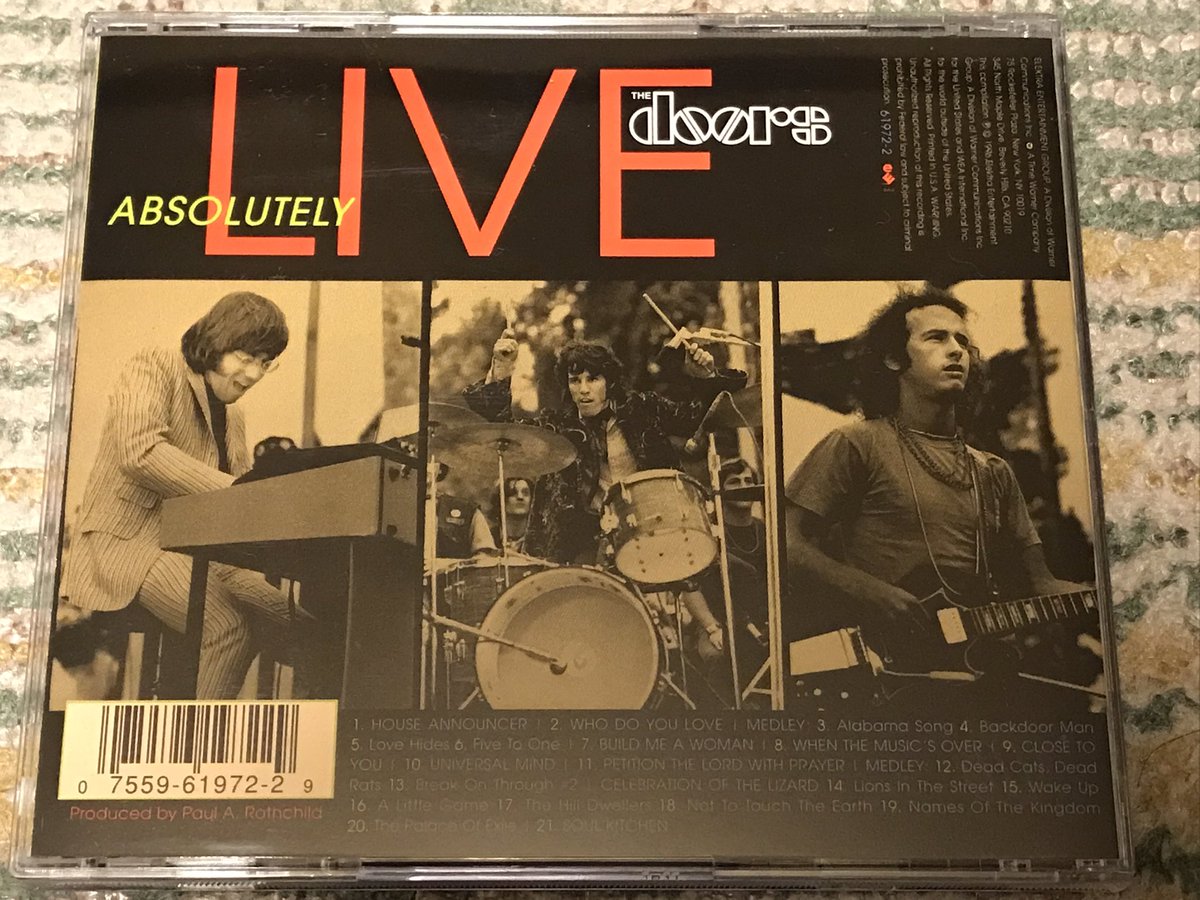Lv_VESPA_GTS250's tweet photo. 今日の一枚。
#AbsolutelyLive
#TheDoors
#ラビットハウスの休日(特休) https://t.co/3tGKaVqAx8