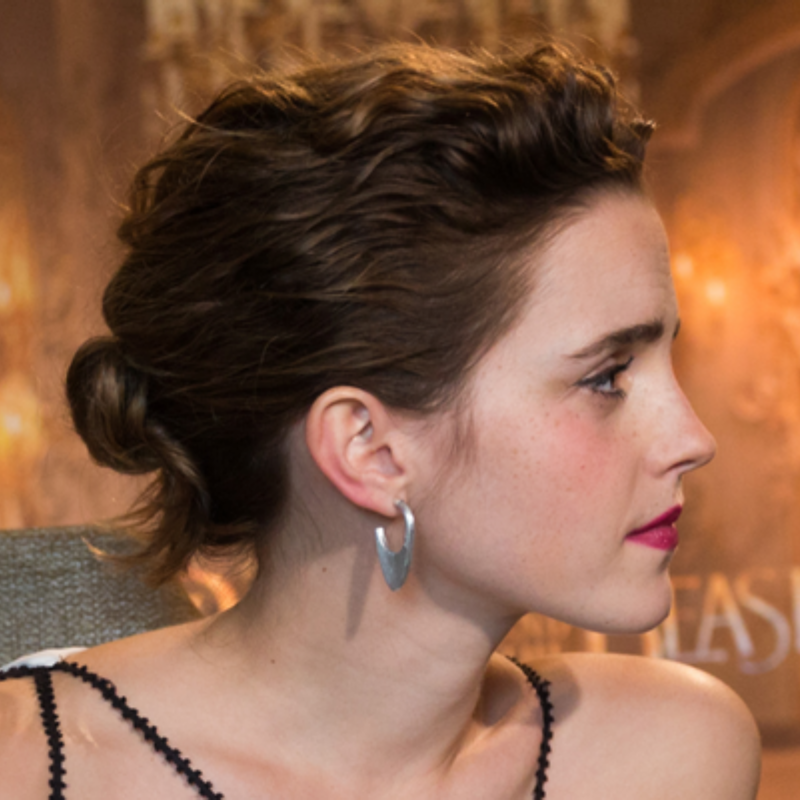 MAGsaveslives's tweet photo. Great to see @article_22's Laos dome earrings—as worn by Emma Watson—featured in this @RealSimple article looking at "good" and eco-friendly gift giving. 

Each piece helps traditional artisans and supports to our work clearing the deadly and explosive legacy of conflict in Laos.
