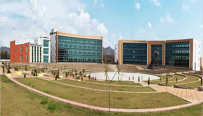 ShikshaDotCom's tweet photo. Uttar Pradesh: Glocal Medical College students seek President's nod for Euthanasia

https://t.co/ms8kLdSV79 https://t.co/aHhLRtTypf