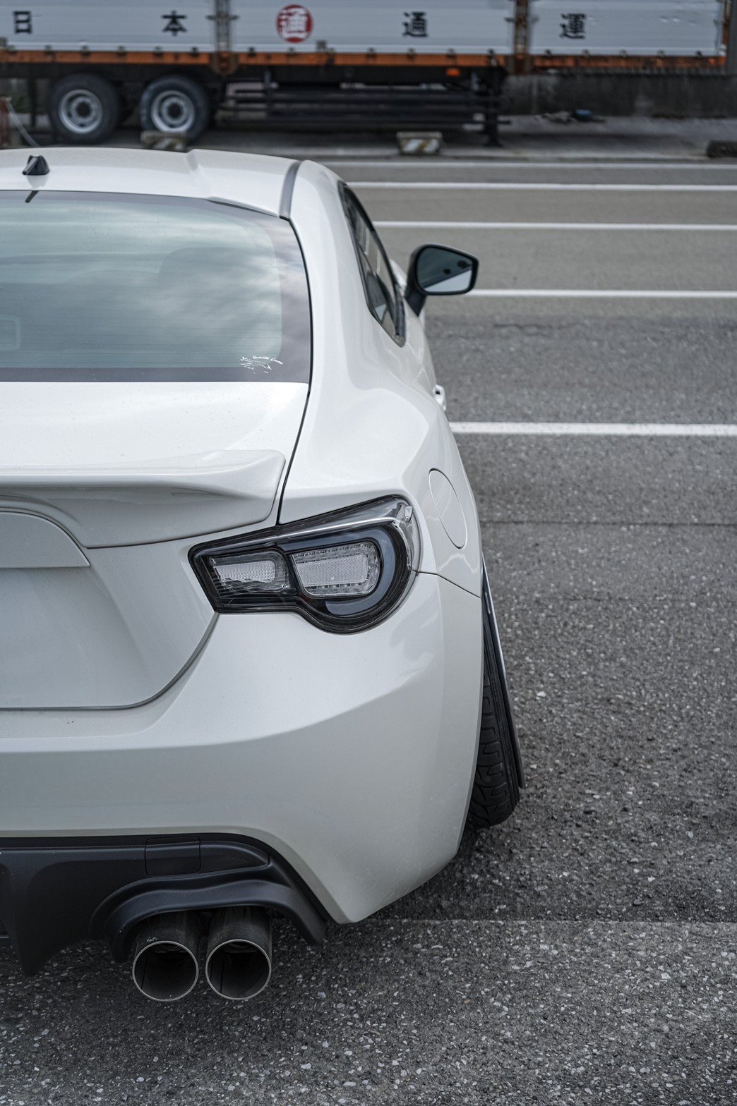 86 トムス クリアテールver2 Amazon | TOMS/トムス LEDテールランプ ブラッキシュレッド 復刻