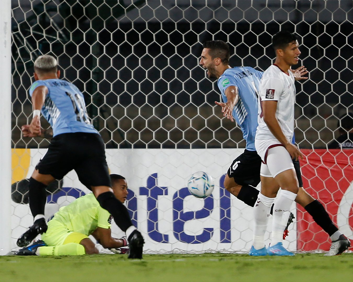 Bentancur, Suarez And Cavani,  All Found The Back Of The Goal In Uruguay's 4-1 Triumph Over Venezuela (Highlights)