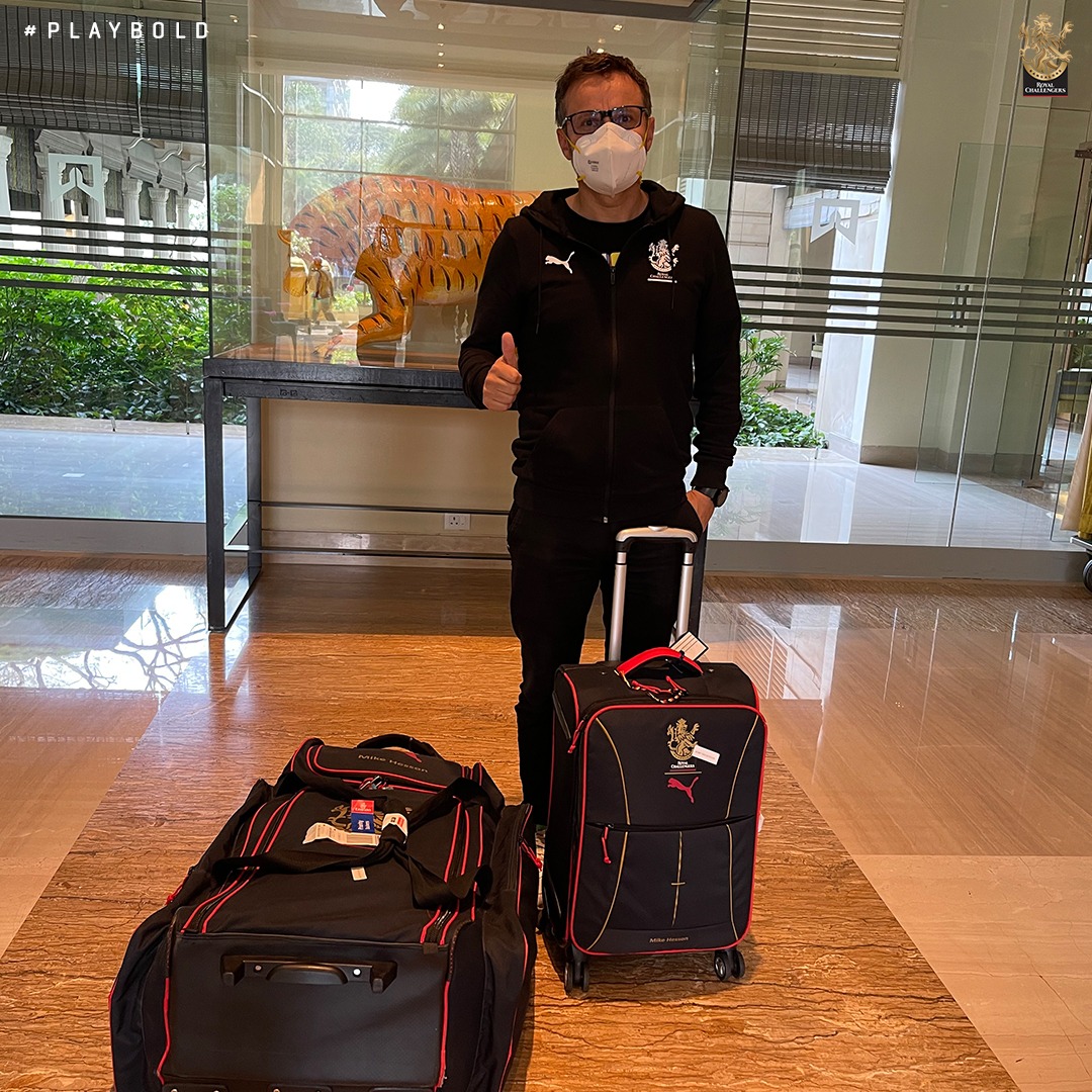 IPL 2022 Auction: RCB head coach Sanjay Bangar arrives in Bengaluru to prepare for auction strategy ahead of mega auction - Check out