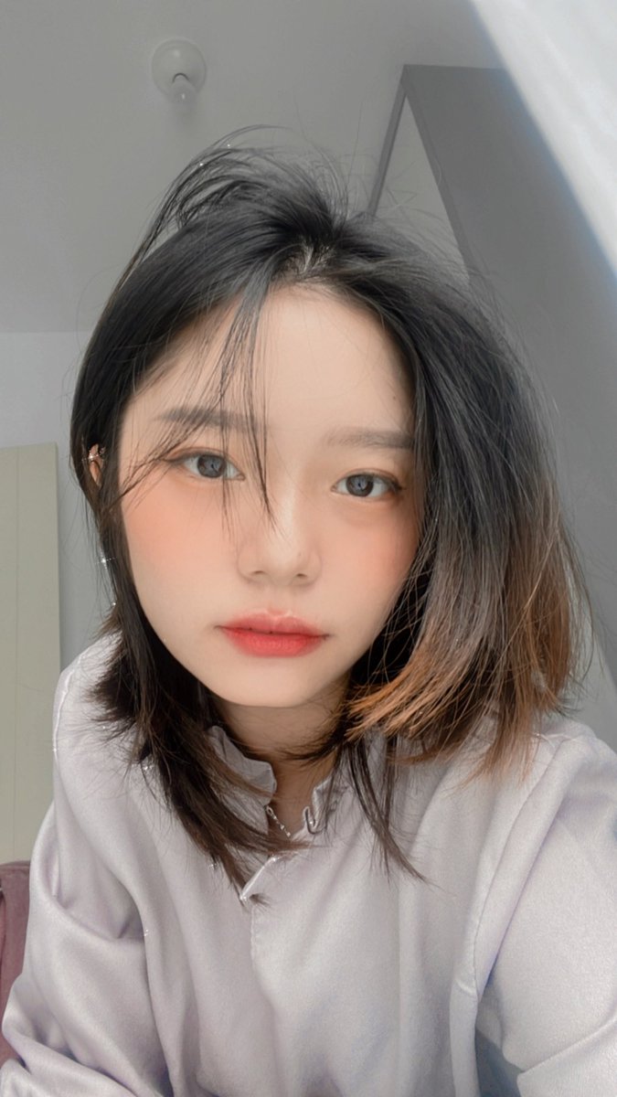rainbetweenus's tweet photo. Makeup feb 2022 https://t.co/xXVKSBcRAa