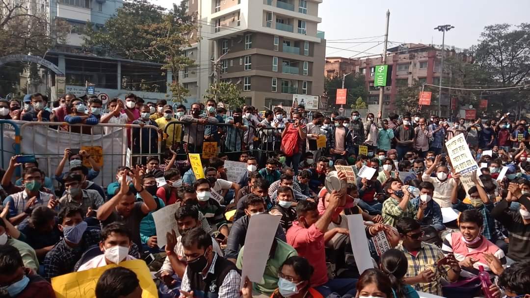 SahitHossain21's tweet image. #Bengal_Students_Unity 
#WAKE_UP_WBPSC