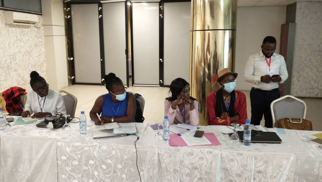 arpeonweb's tweet photo. Communicating Conservation Impact Masterclass at Cityzen Hotel, Bonamoussadi; Douala- CAMEROON. 
@CommunityCEPF
@TropicalBiology
@rcesd
@wakonyomuniale
@arpeonweb
#communicatingconservation
#ActForWetlands
#WorldWetlandsDay2022
#ArpeAssociation https://t.co/teMiGpXoBO