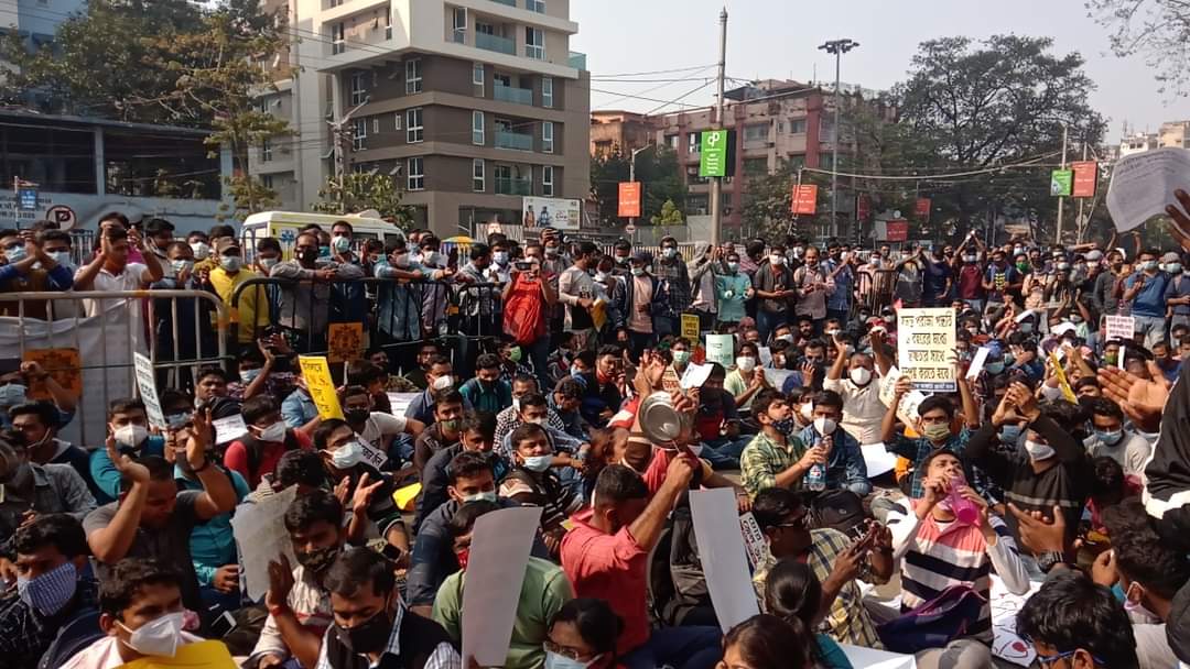 SahitHossain21's tweet image. #Bengal_Students_Unity 
#WAKE_UP_WBPSC