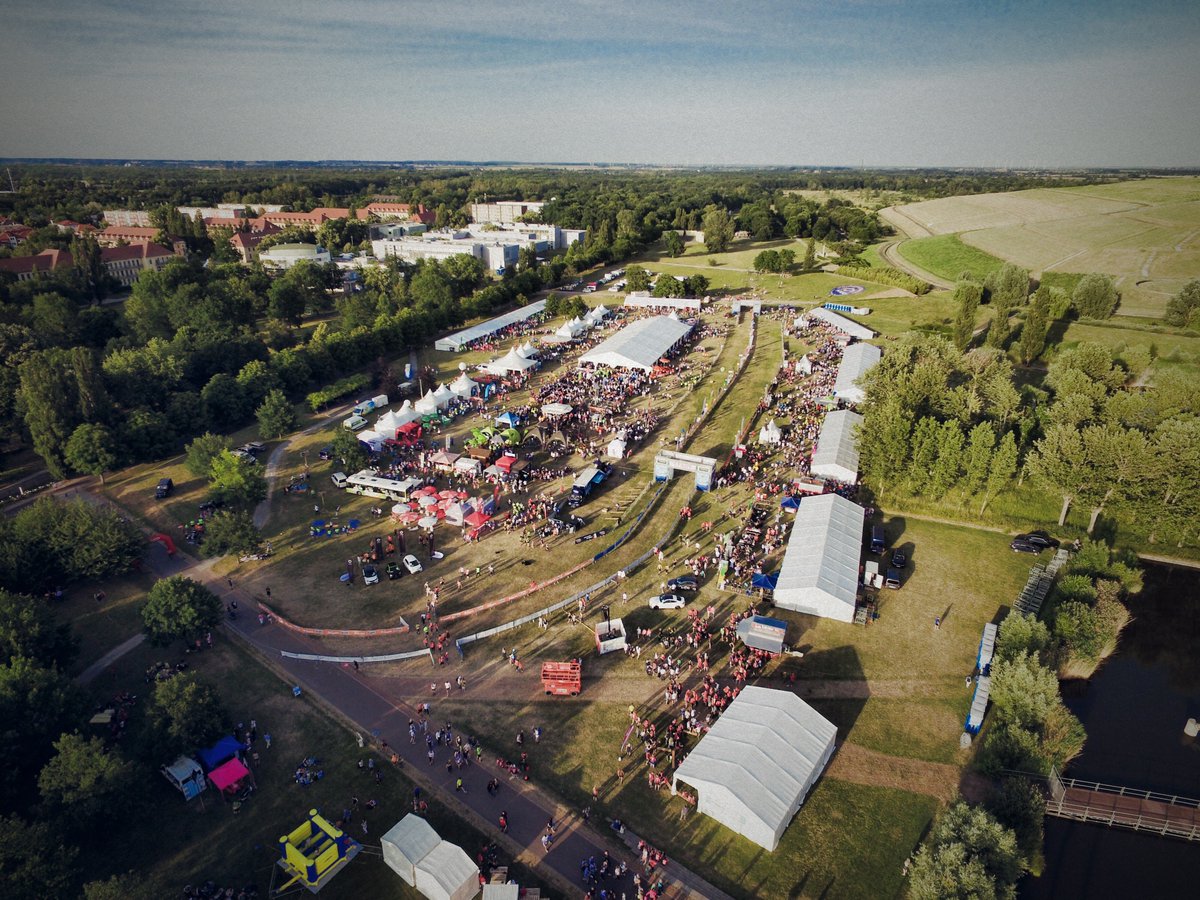 Lange haben wir uns gefragt, welchen Weg wir für die #Firmenstaffel 2022 einschlagen - #Digital oder #Event - und wir haben uns entschieden: Wir machen einfach #beides >> bit.ly/3Gg24vP