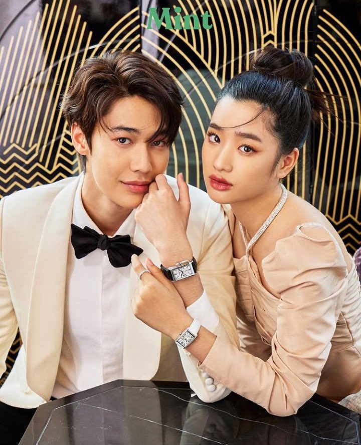 wonushi's tweet photo. memperkenalkan pasangan ras terkuat di muka bumi alias wibu kpopers https://t.co/7m0kOW48G3