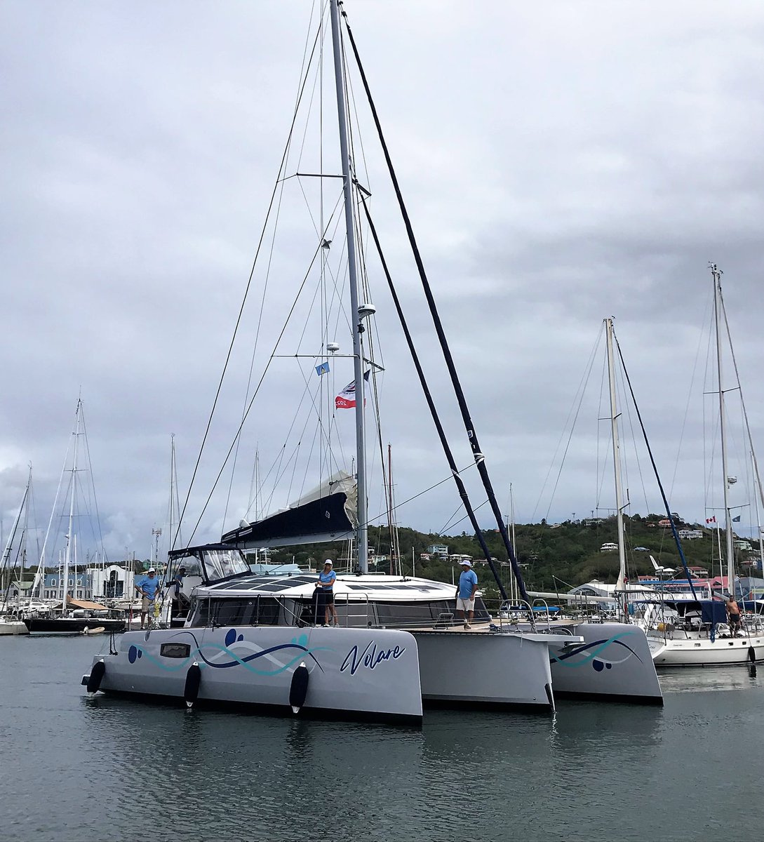 🥇 Congratulations to Eric Gosch and his #NEEL51 who just finished first multihull in real time of the Atlantic Rally for Cruisers #ARC, several hundred miles ahead of his pursuers. 🥇