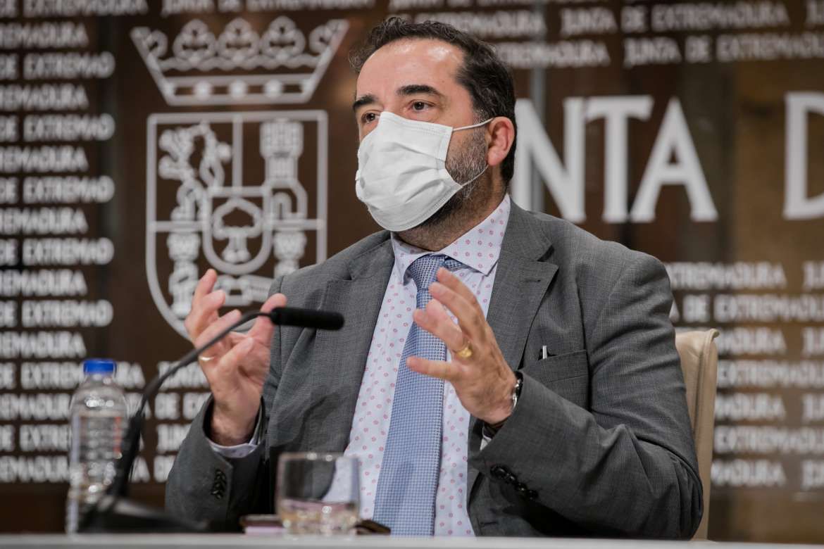 3ª convocatoria abierta de Ayudas de Comercio Electrónico y TIC para PYMES y autónomos hasta el 31marzo #2M€ #12000€ #RuedaDePrensa 1/4 gim.unex.es/blogs/pablogr/… @AgendaDigitalEx <a href="/AEXTIC_es/">AEXTIC</a> <a href="/e_avante/">Extremadura Avante</a> <a href="/FundecytPCTEX/">FUNDECYT-PCTEX</a> @Junta_Economia <a href="/Junta_Ex/">Junta de Extremadura</a>