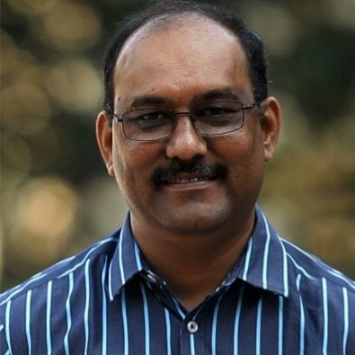 asanyfuleknow's tweet photo. My friend and outstanding Marathi poet @poetrywala Hemant Divate has just been awarded the Kavi Keshavsut award (Yashwantrao Chavan State Literary Awards 2021) for his latest collection of poems 'Paranoia' (Poetrywala, 2020).

Many, many abhinandans! https://t.co/UbCZTmRfYi