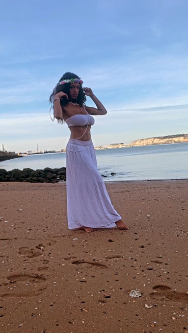 Watch Tina Fire's leaked NSFW photo on TwXstars