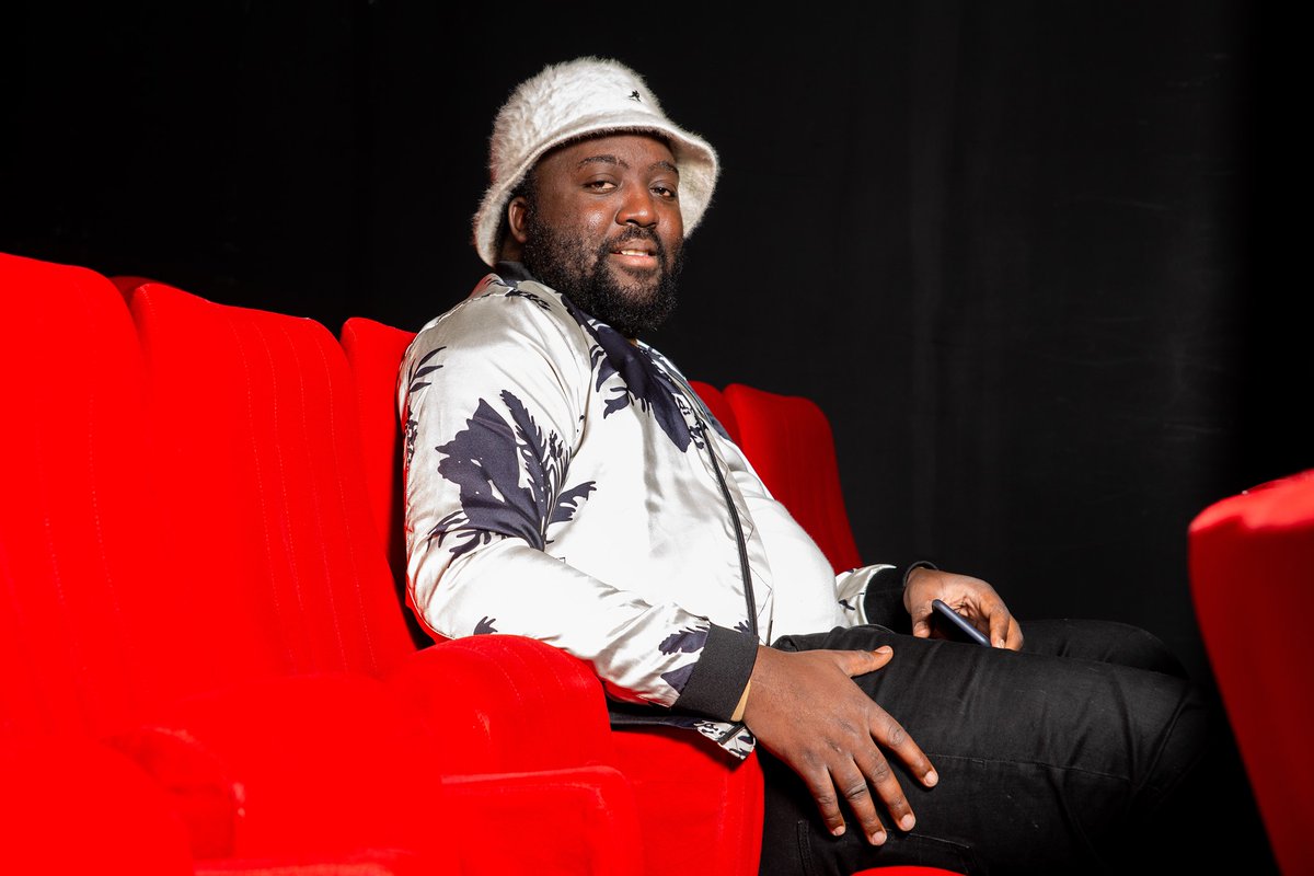 🎤 𝗦𝗽𝗲𝗰𝘁𝗮𝗰𝗹𝗲 - 𝗣𝗹𝗮𝘁𝗲𝗮𝘂 𝗦𝘁𝗮𝗻𝗱-𝘂𝗽 🗣️
Des places sont toujours disponibles pour le spectacle 𝗣𝗹𝗮𝘁𝗲𝗮𝘂 𝗦𝘁𝗮𝗻𝗱-𝘂𝗽 du 4 février.
Au programme :
✅ Djimo
✅ Donel Jack'sman
✅ Candiie
✅ Nam Nam
✅ John Sulo
Réservation ⬇
savigny.org/agenda/plateau…