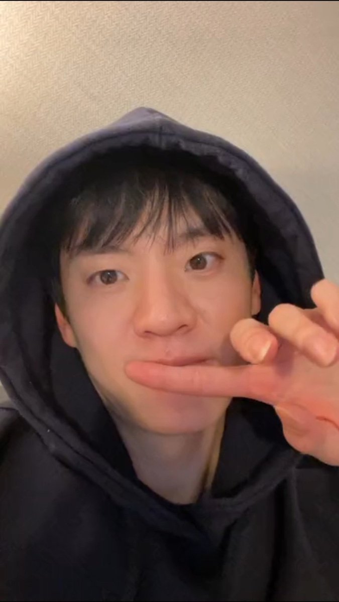 sunzhysky's tweet photo. พี่ซูอินน่ารักมากกกกกกกกก 🥺

#มุนซูอิน #문수인 #MOON_SUIN https://t.co/AIn7eT6JC1