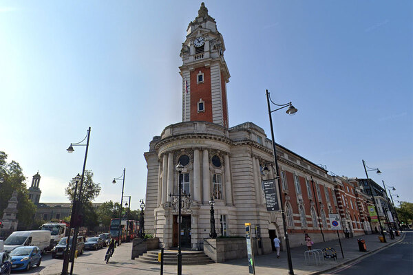 insidehousing's tweet photo. London council hit with five complaint handling failure orders in space of nine months https://t.co/okWN7yBhjj #ukhousing https://t.co/eC8i2nm9oV