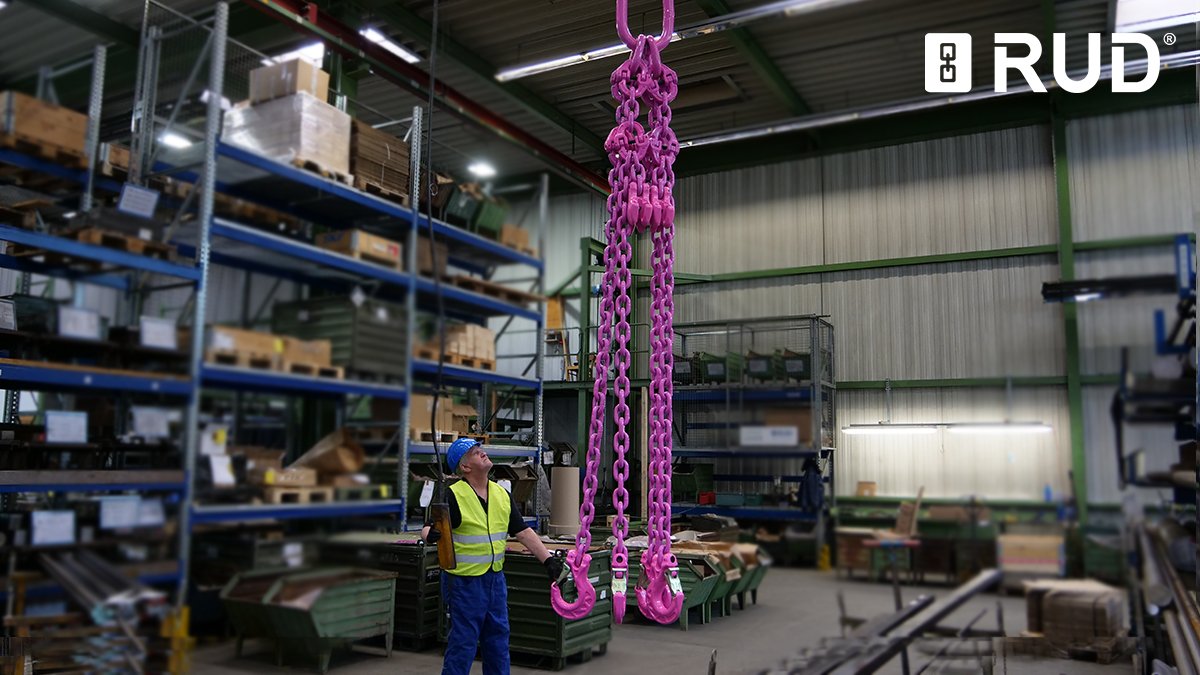 #Behindthescenes: Something really big: RUD's largest VIP chain sling! It can be used to lift up to 67,000 kg - for example 10 adult elephants!
Learn more about our slings here: slingandlashing.rud.com

#RUD #RUDisGood #RUDChains #chain #liftingsolution