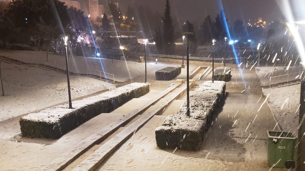 Last week, Jerusalem was covered with a blanket of snow, giving an extra dimension of serenity and beauty to Teddy Park in the Mitchell Parks &amp; Gardens ❄️☃️

#Jerusalem #Winter #Snow #TeddyPark #Cold