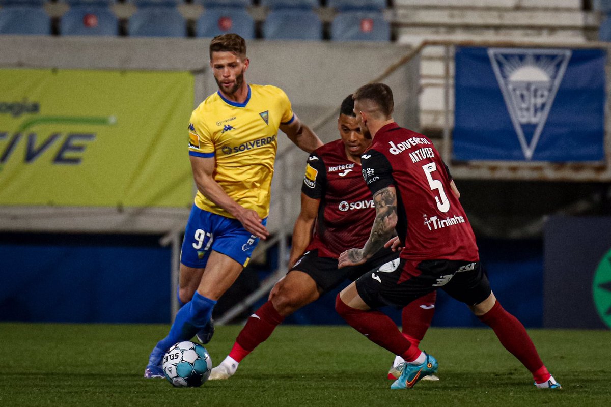 ⚔⚽ <a href="/PWILLIAM97/">Patrick William 9️⃣7️⃣</a> 🆚 <a href="/vitorinoantun3s/">Vitorino Antunes</a> 💥 #LigaPortugalBwin #PW9️⃣7️⃣ #VA5️⃣ #IAmPlayers