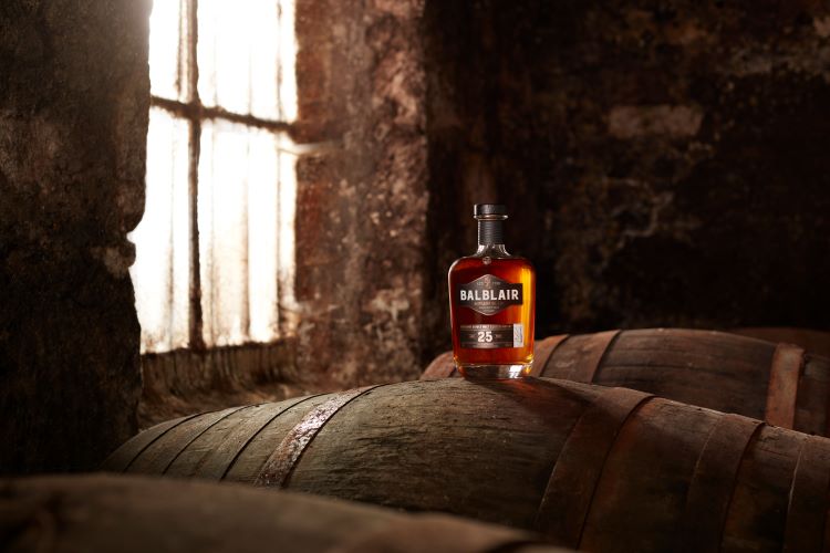 Elite Traveler (@elite_traveler) on Twitter photo The <a href="/Balblairwhisky/">Balblair Distillery</a> 25 Year Old Single Malt is the perfect gift for the discerning whisky lover in your life.
See Elite Traveler's full list of Valentine's Gifts 'For Him': bit.ly/3nVEi21 The <a href="/Balblairwhisky/">Balblair Distillery</a> 25 Year Old Single Malt is the perfect gift for the discerning whisky lover in your life.
See Elite Traveler's full list of Valentine's Gifts 'For Him': bit.ly/3nVEi21