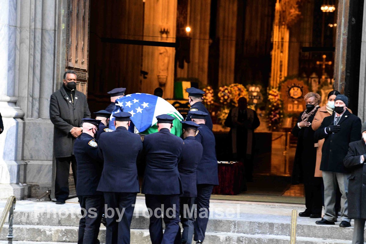 ToddMaisel's tweet photo. here @nypdnews funeral for #POWilbertMora slain with PORivera by life-long criminal w/gun in Harlem. @StPatsNYC - yesterday wake. may peace b w/u all. here 4 @NYCPBA https://t.co/WkUnxfs5mM https://t.co/E8OIPMnFyX