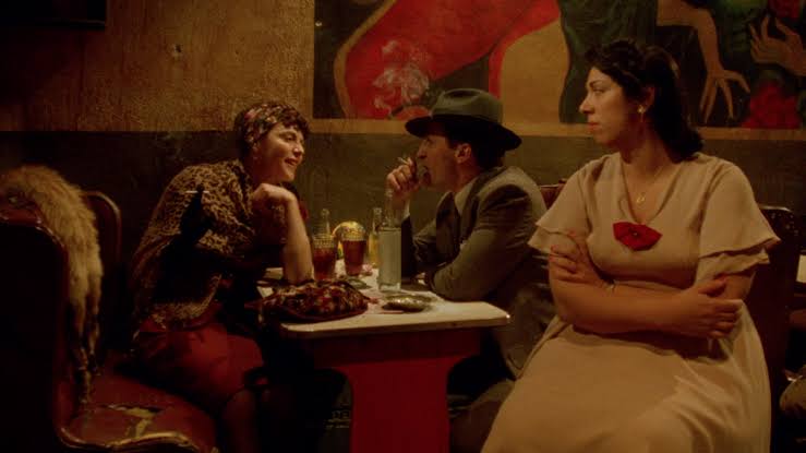 cinescuchas's tweet photo. Gratis hasta feb 6 en @filminlatino Profundo carmesí 🇲🇽🇲🇫🇪🇸 de Arturo Ripstein,con Daniel Giménez Cacho @ReginaOrozco Marisa Paredes, Verónica Merchant, Julieta Egurrola, Sherlyn &amp; Patricia Reyes Spíndola&amp; ganó 9 #PremiosAriel

Org @imcine&amp; @cineclubug 

🍿https://t.co/zxZnGc6ehr https://t.co/Zc0DIjZ5tF