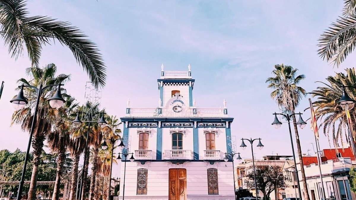 CyclingLocation's tweet image. Hosts the start of Tour of Valencia 2022
📍 Les Alqueries, Valencia, Spain
via @cristinablasco_