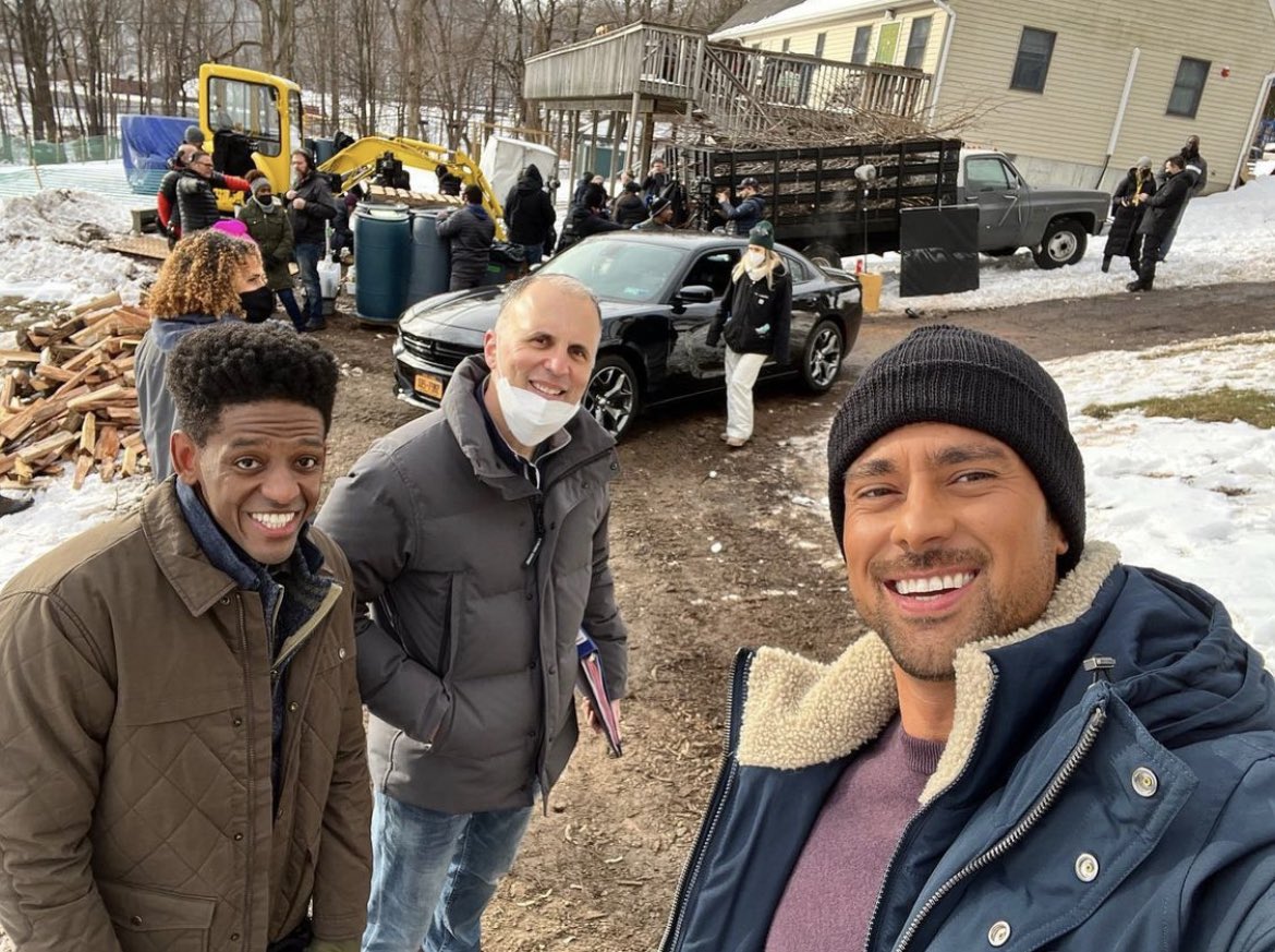 MANfest828's tweet photo. Our #MANfest men in action 💪🏼😍
@JaredMGrimes @JR8Ramirez #Manifest #ManifestNetflix @SmithSmitherrs https://t.co/clJbXqaBSb
