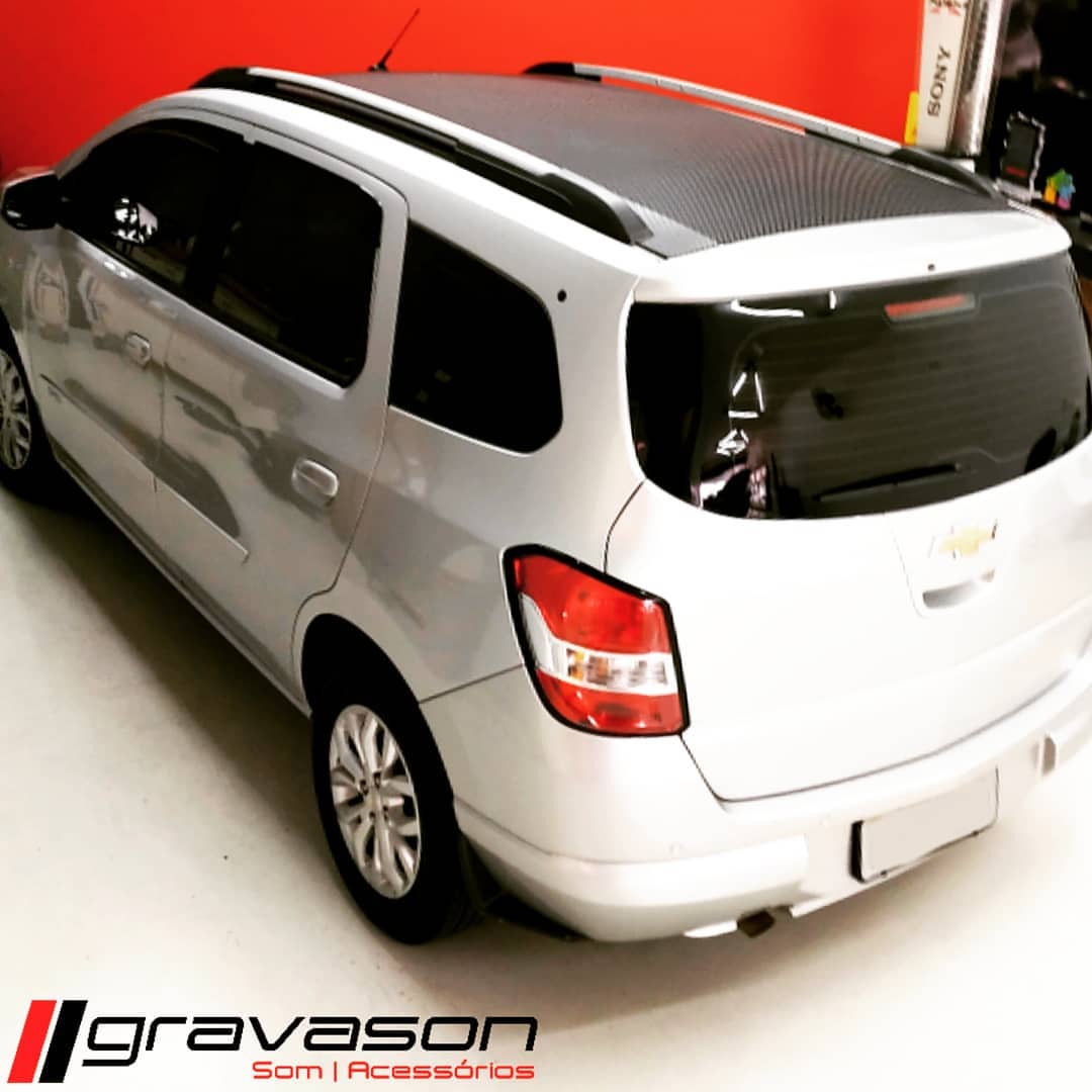 🔉Gravason 50 anos de som e acessórios automotivos on X: 🚗Chevrolet  Spin⁣⁣ ✔️Envelopamento do teto com 4D Carbon @alltakadesivos⁣⁣  #chevroletspin #envelopamento #alltakadesivos #4dcarbon #acessorios  #automotivo #carros #gravason #somautomotivo