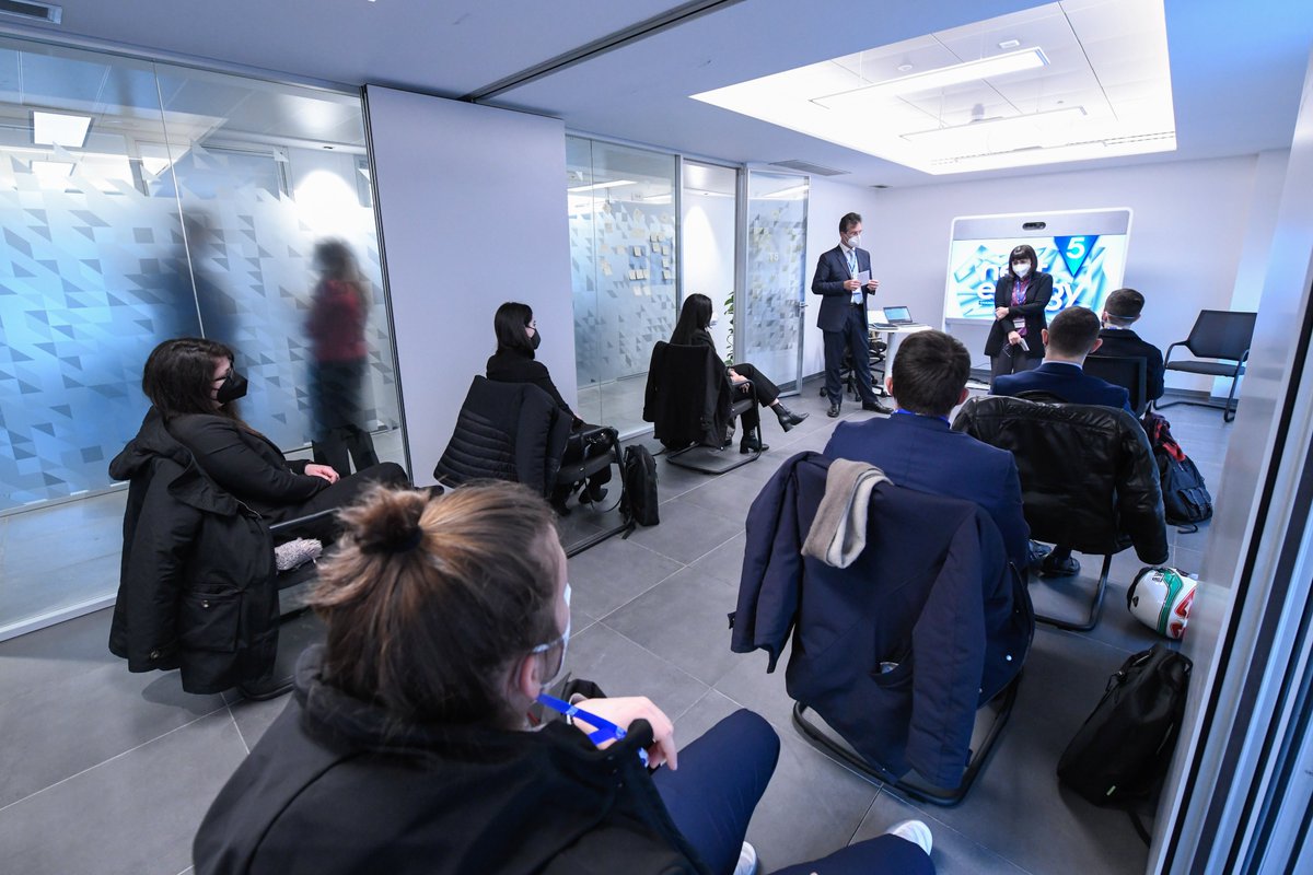 NextEnergyItaly's tweet photo. 💥Al via i percorsi di Stage della #CallforTalents presso le sedi @TernaSpA . 
🎓In bocca al lupo ai nove i talentuosi studenti che, selezionati tra oltre 150 candidati, inizieranno questa nuova avventura!
https://t.co/IBJE5Gy3Yg https://t.co/W2pLtxowRy