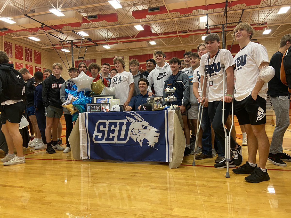 Congrats to our guys <a href="/EthanGarcia_03/">Ethan (EJ) Garcia</a> and <a href="/therobbylopez/">Robby Lopez</a> for signing their NLI today! Extremely excited to see what these two can do at the next level!