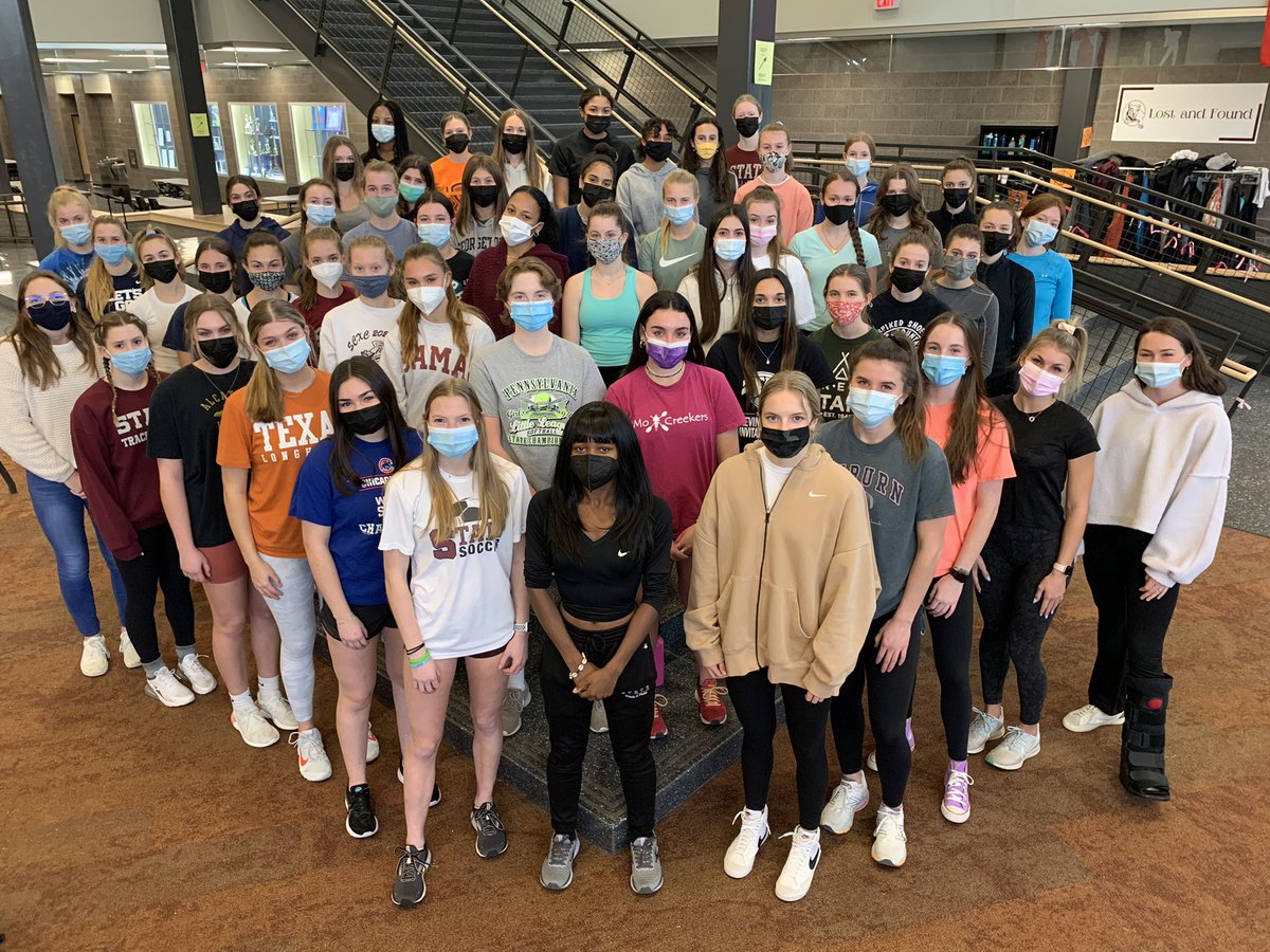It’s National Women in Sports Day and the 50th Anniversary of the passing of Title IX. Celebrate with #SCTF !!! 👏🌟🎉🥳 <a href="/scasdathletics/">SC Athletics</a>
