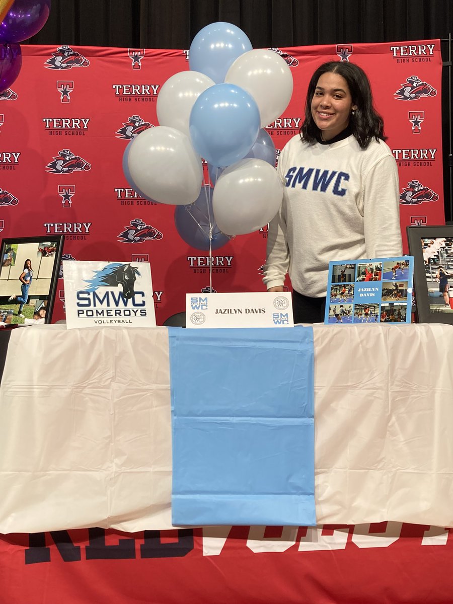 TerryVolleyball's tweet photo. Congratulations to @jazilyn08
#signingday @Terry_Rangers @Darnelljackson6 @Duns_more https://t.co/wQE9PfDnD9