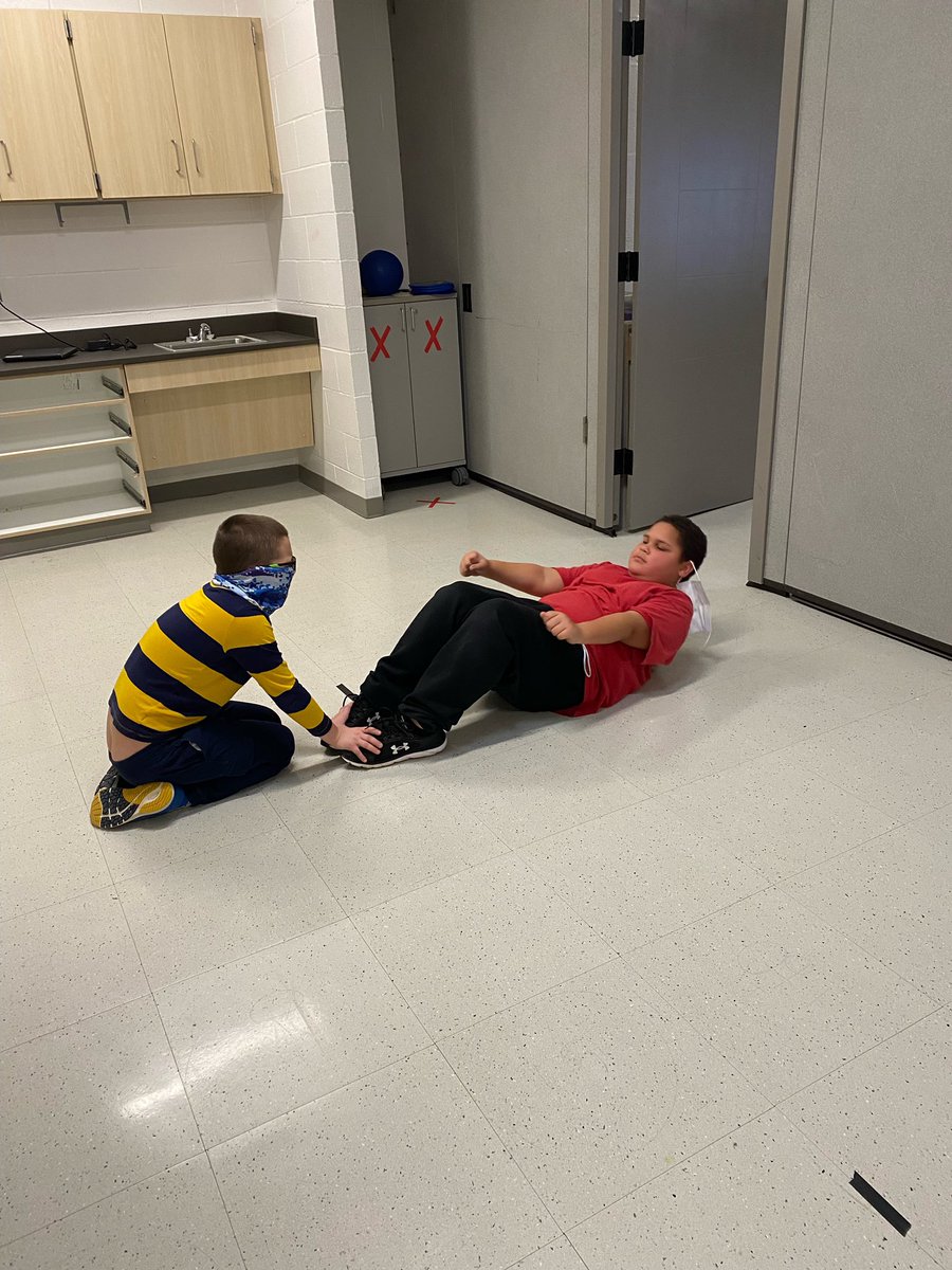 When the 100th day of school falls on 2-2-22, we celebrate by twinning! #teamoldham #100thDayofSchool