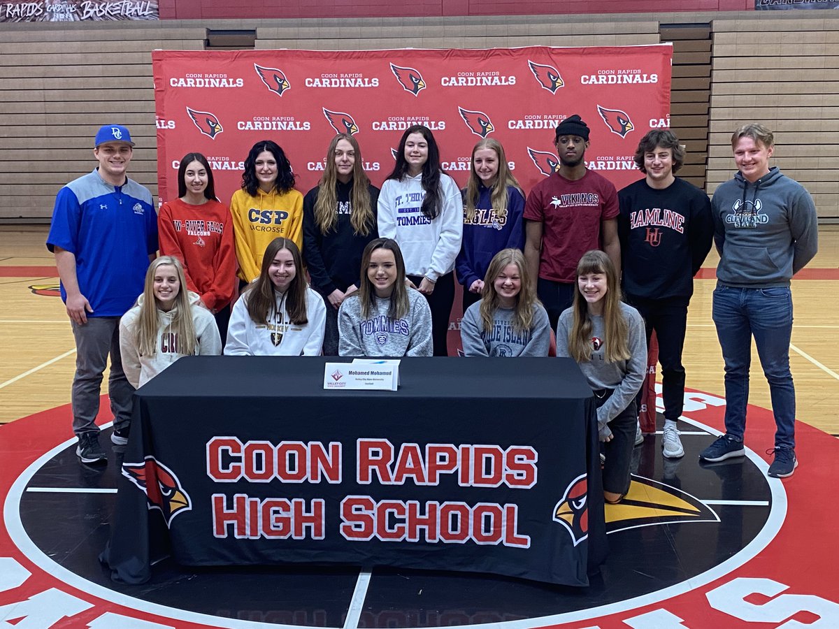 CRCardinals's tweet photo. Congratulations to all of our signees! We are extremely proud of you and all of your accomplishments! #WeAreCR https://t.co/FHKflIqqzF