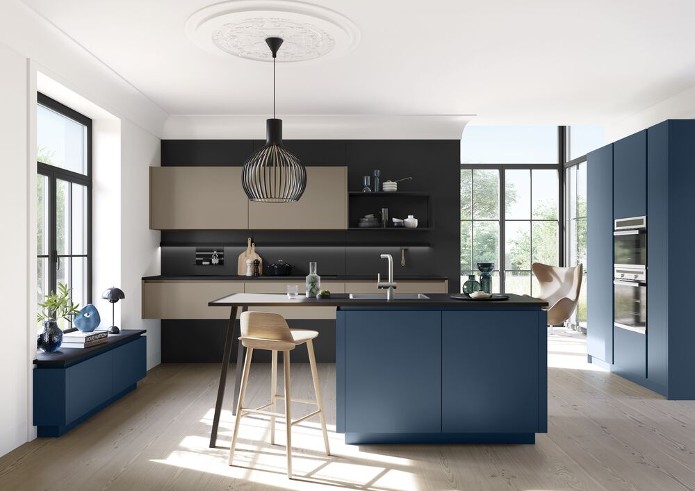 DiamondInt's tweet photo. So glad the January blues are over...the only blues i want to see in February are these....💙 #kitchen #kitchendesign #kitchendecor #kitchenisland #design #Warwick #Leamington #kitcheninsp #kitcheninspiration #homedecor #homedesign #interiordesign https://t.co/mg5gyPmzd0