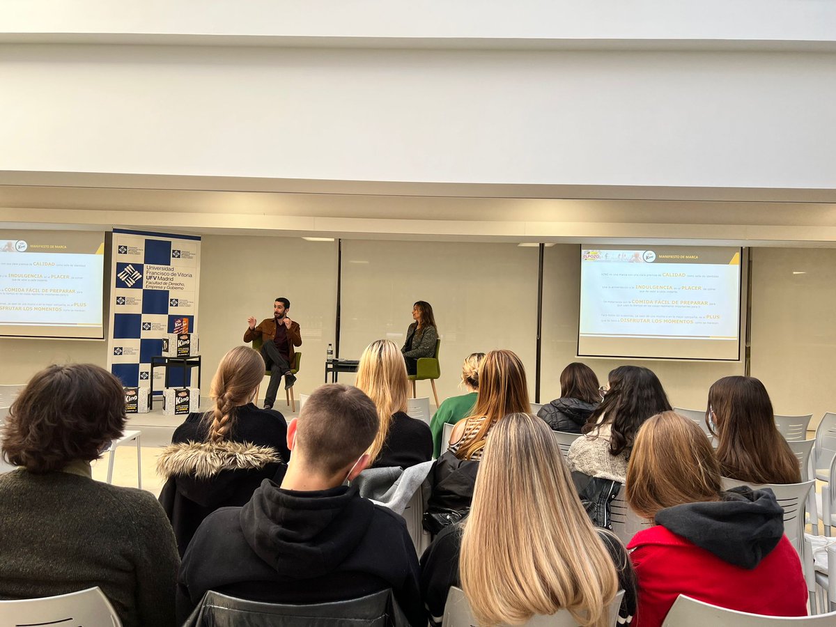 Universidad Francisco de Vitoria tweet media