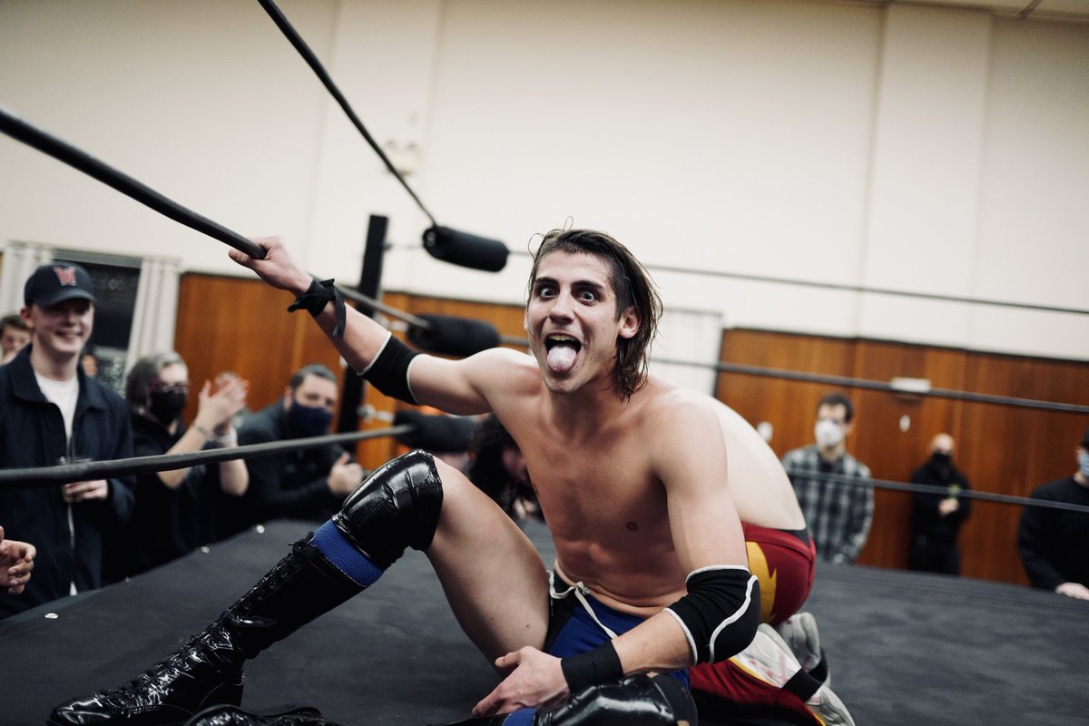 ThePrizeCityOG's tweet photo. I Might Be Living In A Crazy World.
But A Crazier World Is Living Within Me!!!!
#EyesOnThePrize #2022YearOfThePrize @WrestlingOpen #YourAce @indiewrestling https://t.co/IpNUwbHJmU