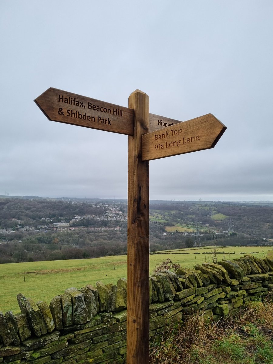 whiley_fox's tweet photo. @ActiveCdale #middaymetime.
Back up that hill today https://t.co/yMhePHElSU
