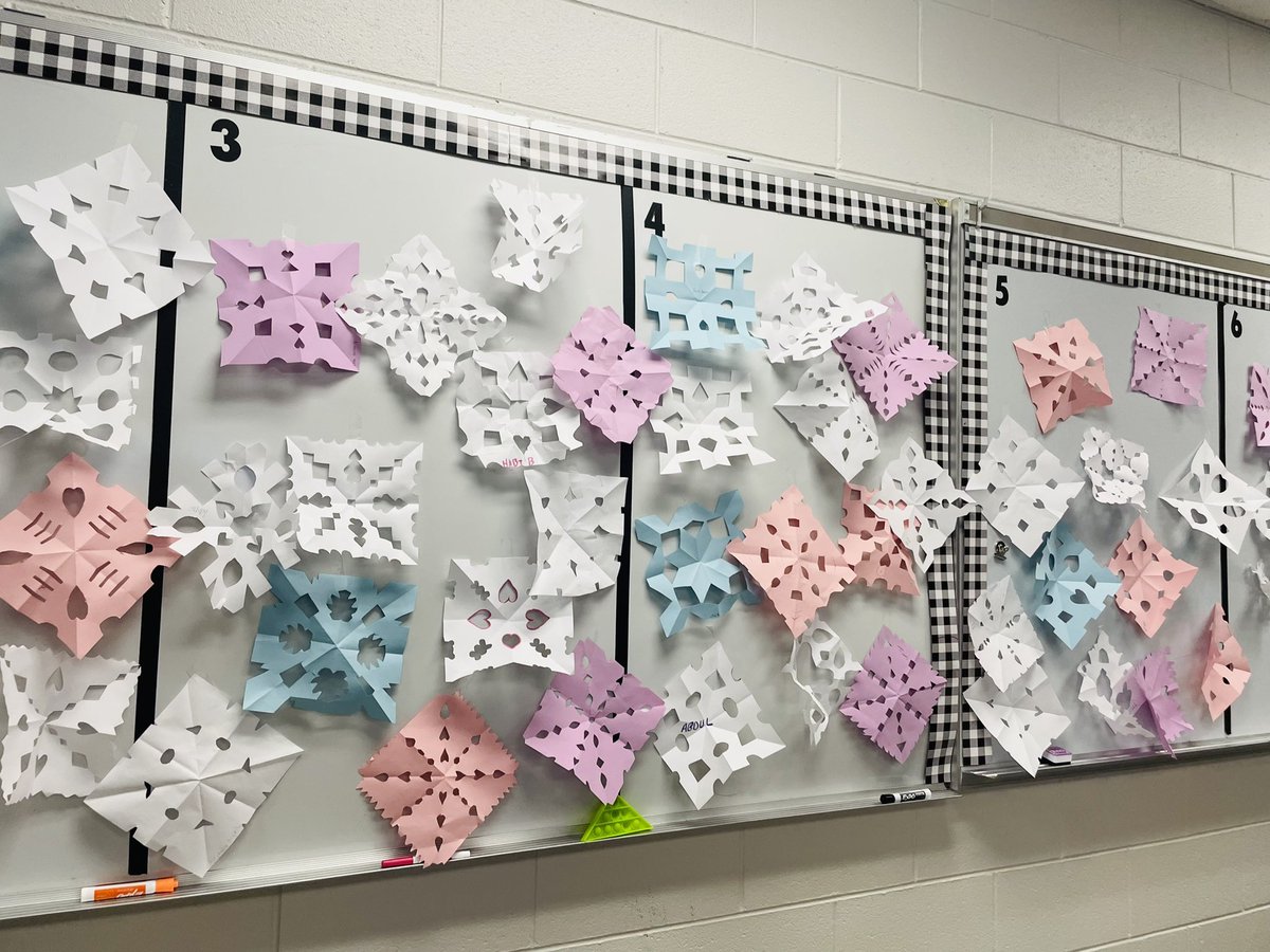Let it snow❄️ using symmetry, transformations, and predictions to make the perfect snow flakes <a href="/napls/">New Albany Schools</a> #iteachmath