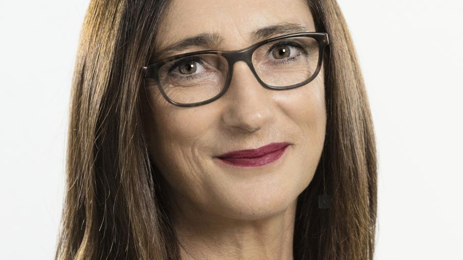 MatematicasUSC's tweet photo. O día 4 de febreiro a profesora da nosa Facultade Victoria Otero Espinar, tomará posesión como nova vicepresidenta primeira da Real Sociedade Matemática Española. Parabéns!! https://t.co/eDOUg6DhMl