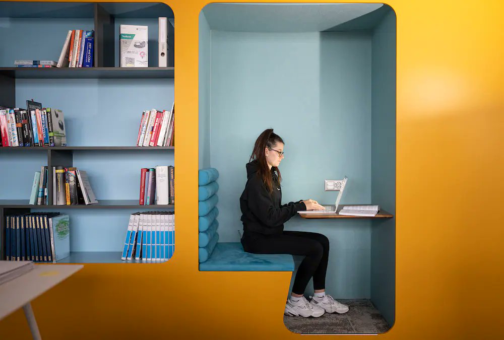 So gestalten wir für unsere Lernenden den Übergang  von Schule zu Beruf; 
und wie wir Friendly Work Space im Alltag umsetzen - Schau mal rein: goo.gl/alerts/vQJNE #GoogleAlerts