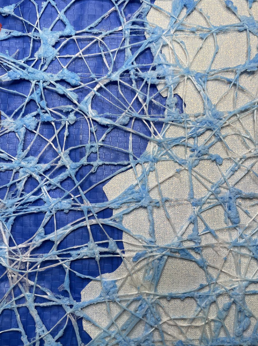 CarolineHack's tweet photo. More experimenting with materials (aka having a play) this unseasonably mild Wednesday. #IAmSewing #HandEmbroidery #WorkInProgress #WIP https://t.co/erfoeiRrXe