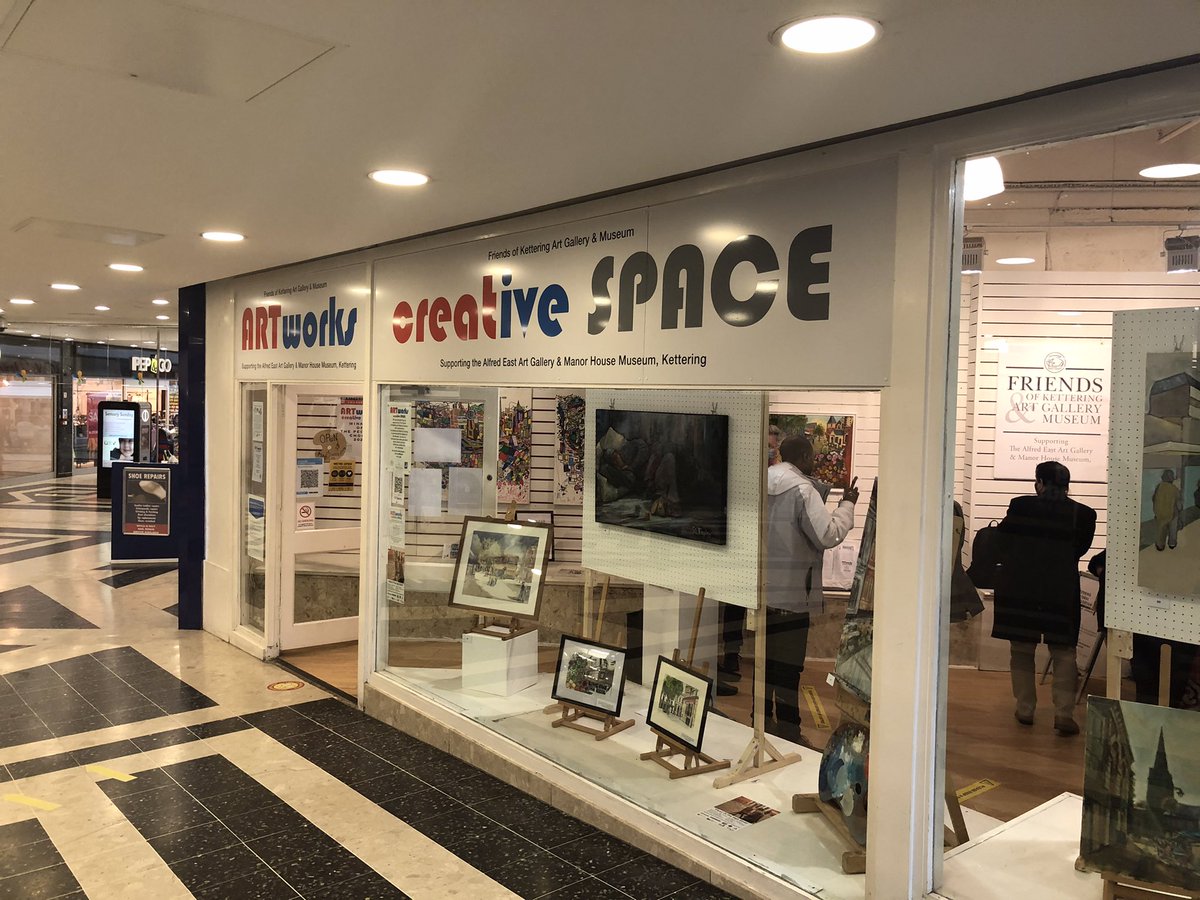 chris_davison1's tweet photo. .. well worth a look and a visit - some great artistic talent from our local community on display at #ARTWorks 👏👍 .. details below ⬇️ @NorthantsLife @NrthmptonEvents @NN_BestSurprise @HistoricEngland @Kettering_CC @MadeWithMany_ @HelWillmott @shirley_newman @LoungeKino 👩‍🎨👨🏽‍🎨🎨🖼 https://t.co/bVFfAuebpD
