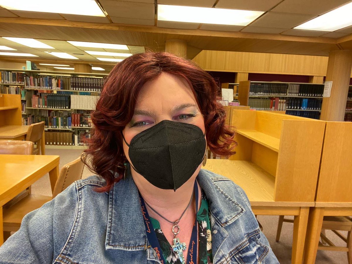 SteelVica's tweet image. Just a woman reading theories of the cross! And noticing how very Queer! I identify with that humiliation, weakness, and hiddenness. I feel that truth in the continuing oppression of churches following the path to the Blaze of  hate. #justawoman #transwomenarewomen #vicasteel