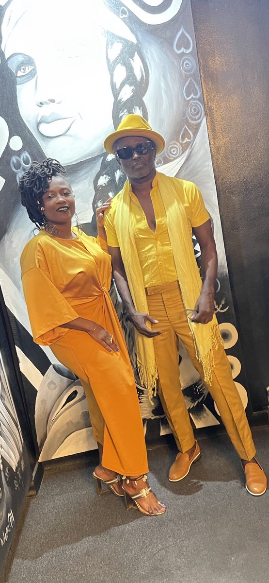 ReggieRockstone's tweet photo. WE DONT “DRIP” WE OOZE DE SWAG! #sunshinestyle #helloyellow #ROCKZILLA https://t.co/6hq6iQiIbF