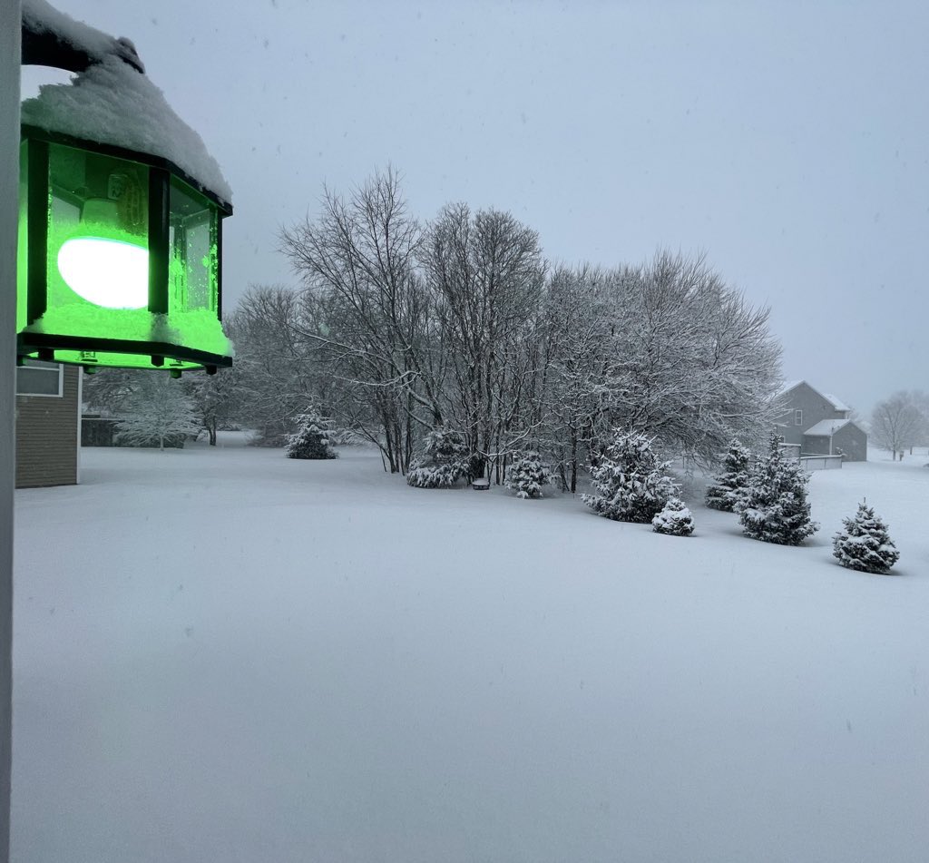 CityCoderUS's tweet image. Wish a beautiful white day for everyone in the snow path!
Stay warm friends!
And code thé hell a lot!
#DEVCommunity #codingday #code #programming #SoftwareEngineer