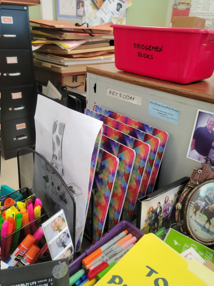ninaneen69's tweet photo. Love my new Mindspace organizer! Students clip projects onto clipboards for each period!
#mindspace https://t.co/d1gKsKKMOM