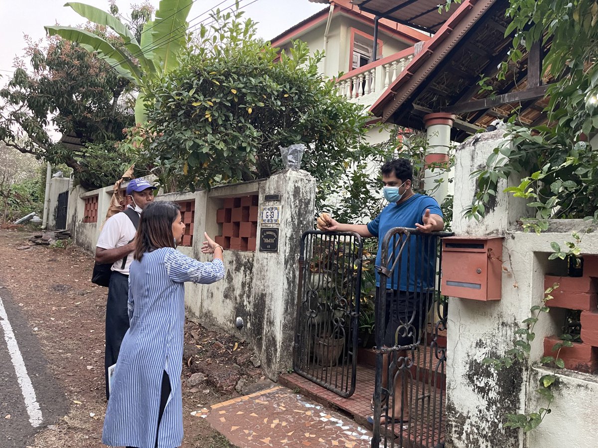 CecilleSupermom's tweet photo. Overwhelmed by the response I am getting by the people of #Taleigao during my door-to-door. People are ready for a honest and corrupt free government!

@AAPGoa @AamAadmiParty 

#Cecille4Taleigao #AAP4Taleigao #AAPCares #GoaElections #GoaElections2022 https://t.co/ai33vC0kiS