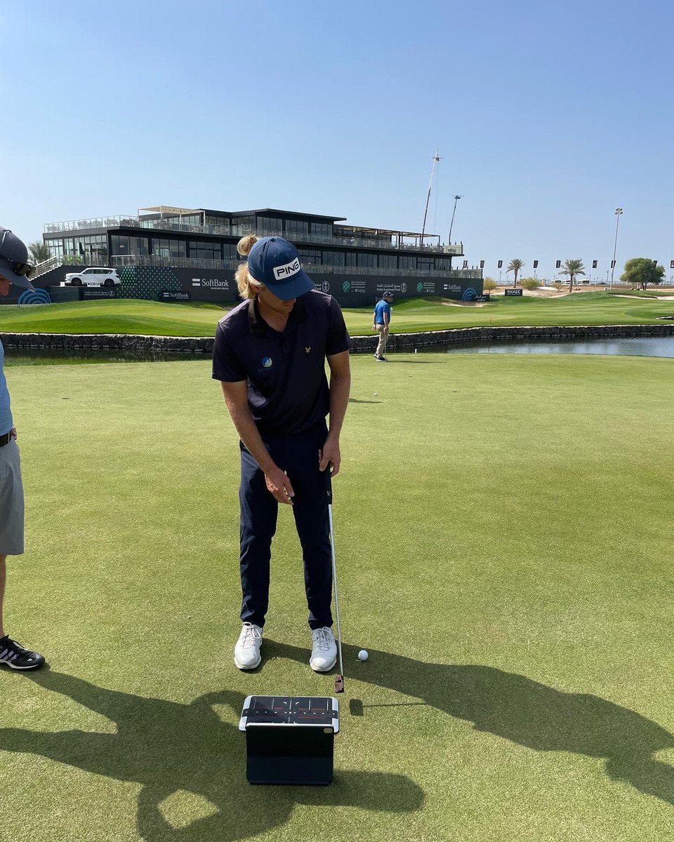 HOLE MORE PUTTS™ tweet media