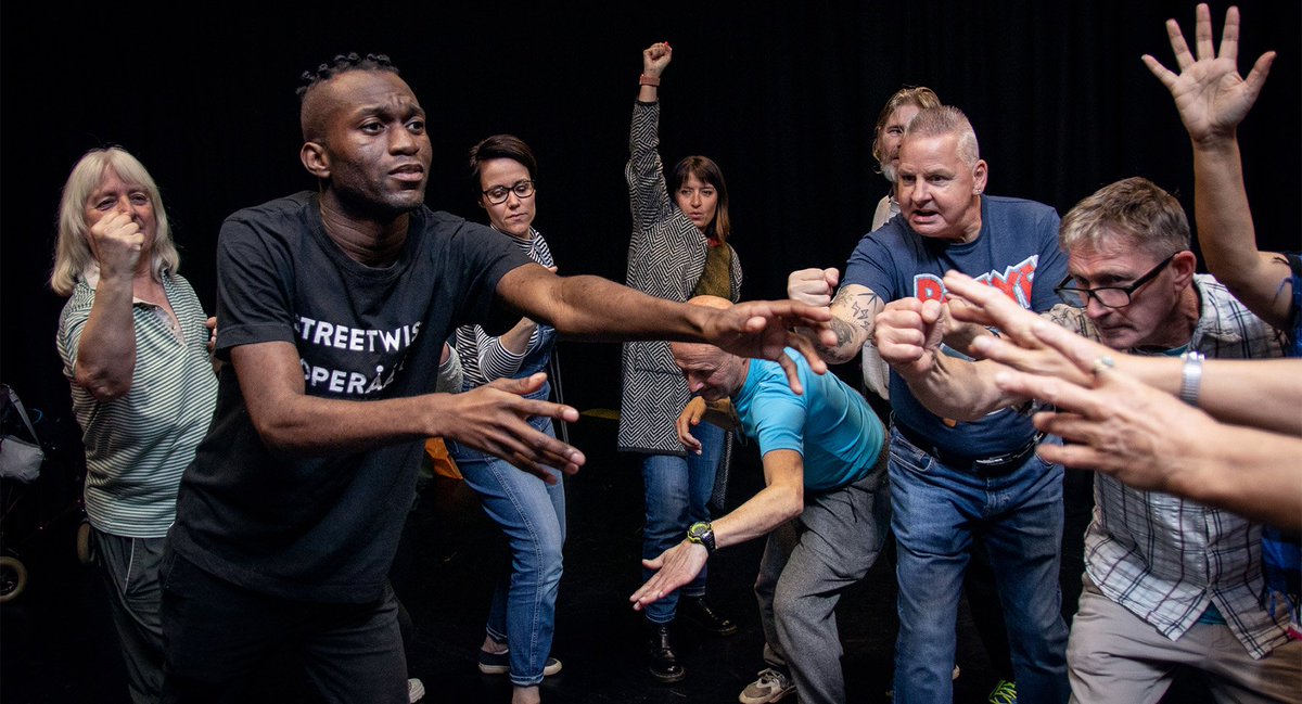 .<a href="/streetwiseopera/">Streetwise Opera</a> works in a committed and meaningful way with people experiencing homelessness. Working digitally during the pandemic, they discovered that co-creation enables them to work more authentically. 

gulbenkian.pt/uk-branch/shor…  

#CivicArts <a href="/CulturalKings/">King's Culture</a>